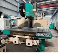 Dahlia vertical machining centre with tool magazine