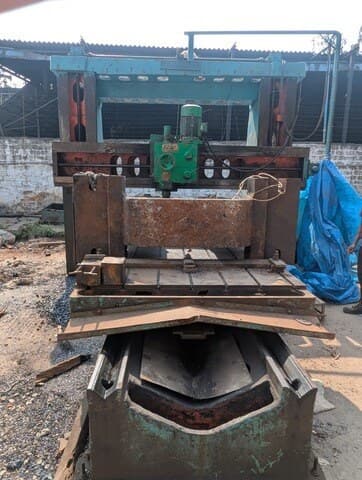 Plano milling machine on the Vedhaah shop floor in Visakhapatnam